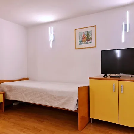 By The Sea Silo, Krk - 18740 Apartman
