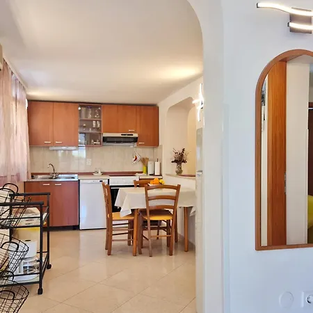 By The Sea Silo, Krk - 18740 Apartman