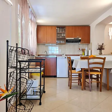 Apartman By The Sea Silo, Krk - 18740 Šilo